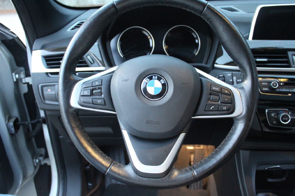 2018 BMW X1 Image 17