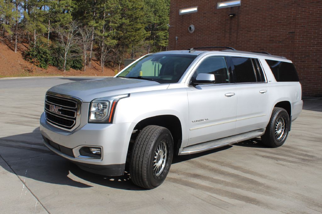 2015 GMC Yukon Image 2