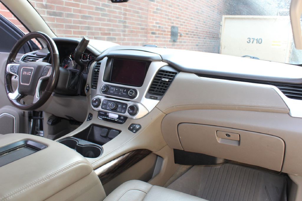 2015 GMC Yukon Image 15