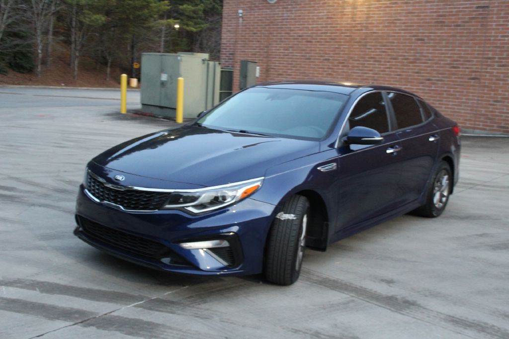 2020 Kia Optima Image 2