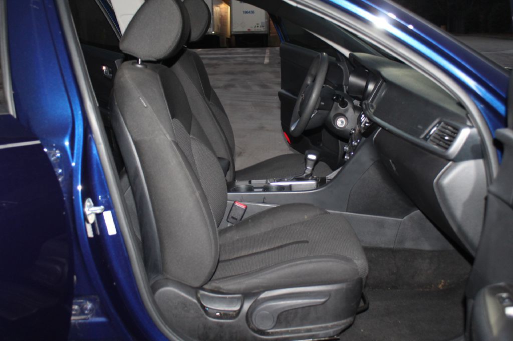 2020 Kia Optima Image 7