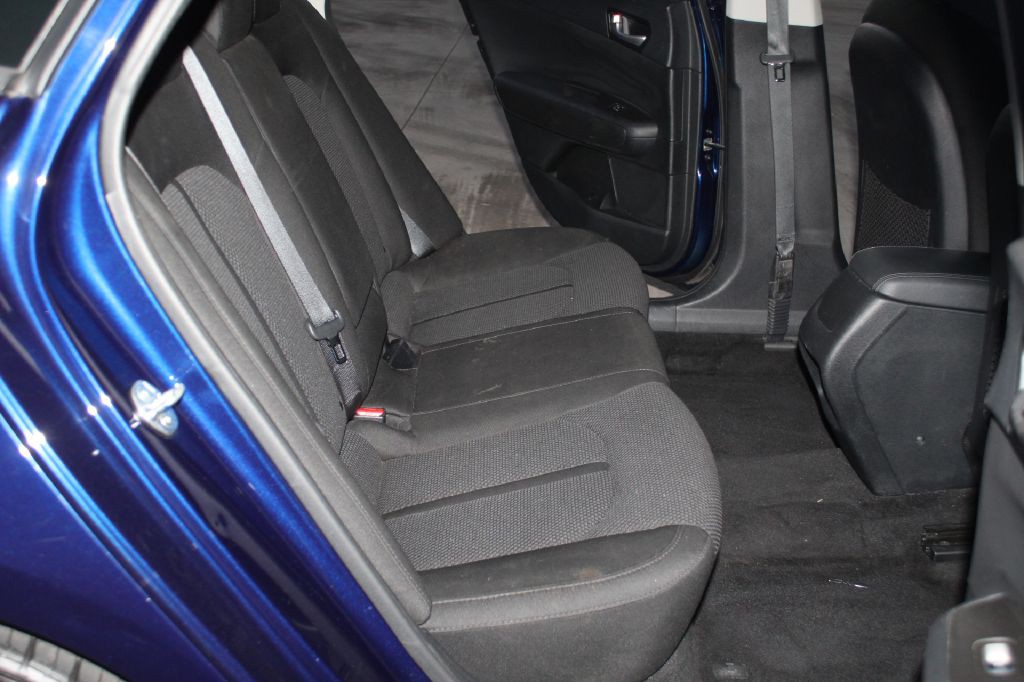 2020 Kia Optima Image 8