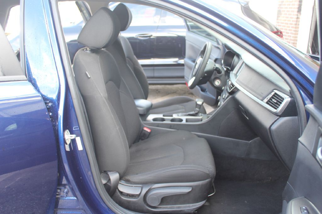 2020 Kia Optima Image 7