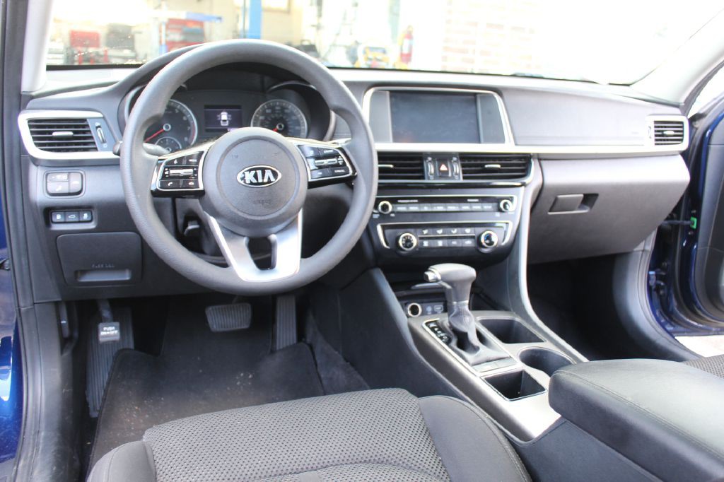 2020 Kia Optima Image 15