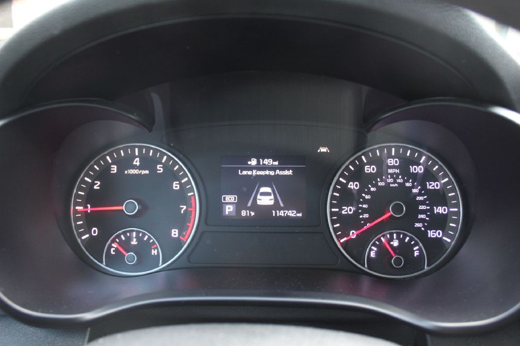 2020 Kia Optima Image 24