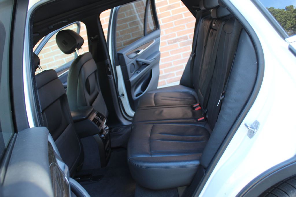 2017 BMW X5 Image 10