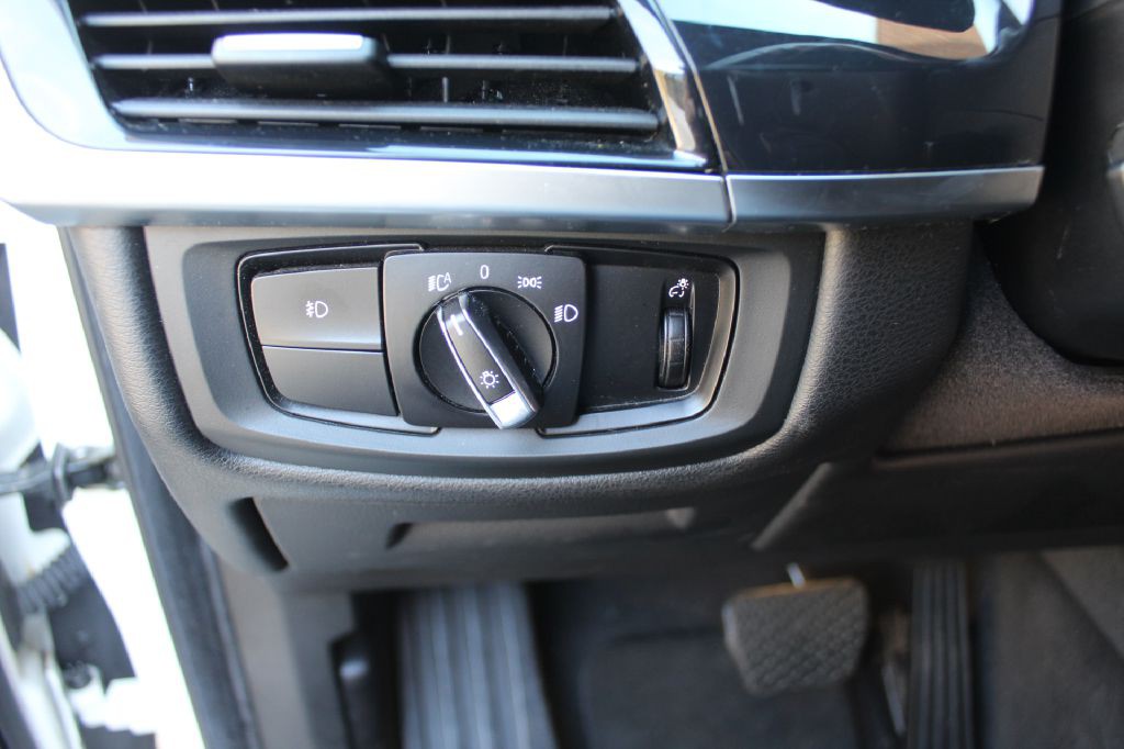 2017 BMW X5 Image 19