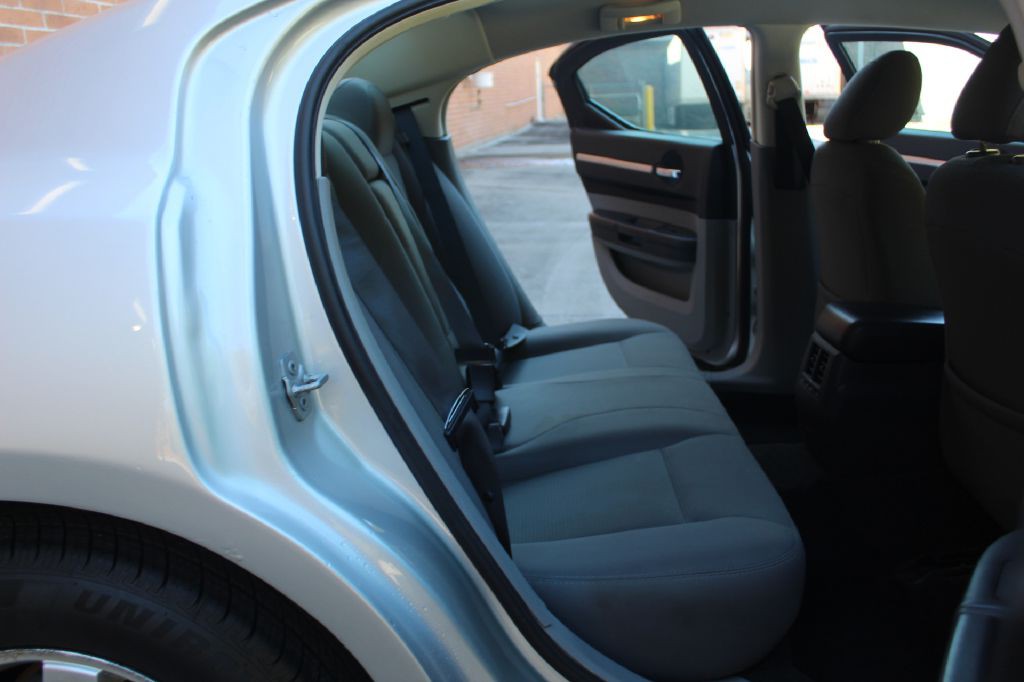 2009 Dodge Charger Image 9