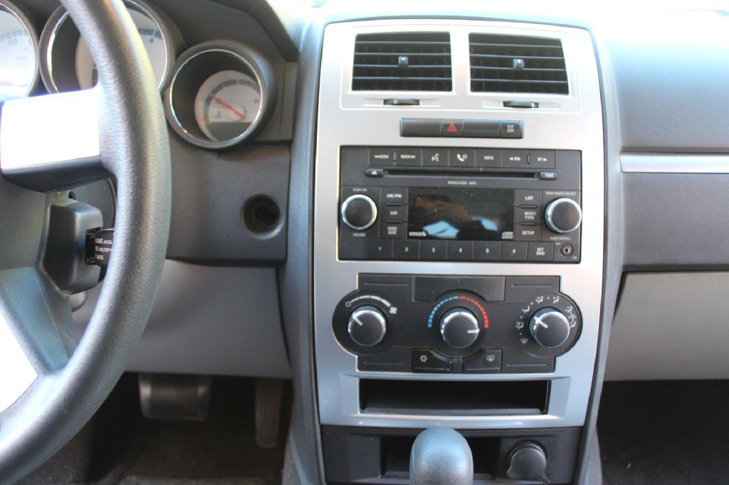 2009 Dodge Charger Image 18