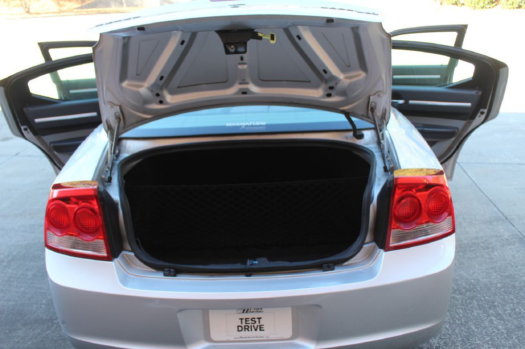 2009 Dodge Charger Image 21