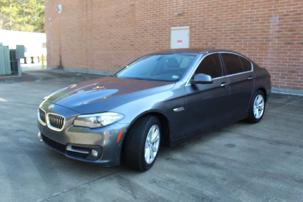 2016 BMW 5 Series Image 2