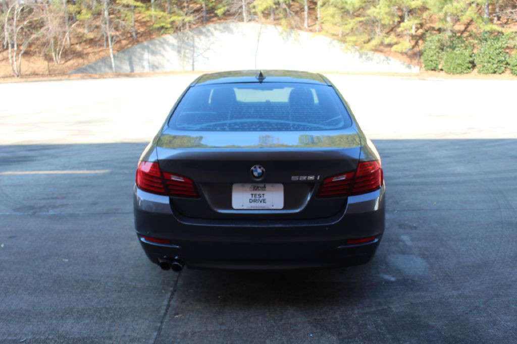 2016 BMW 5 Series Image 4