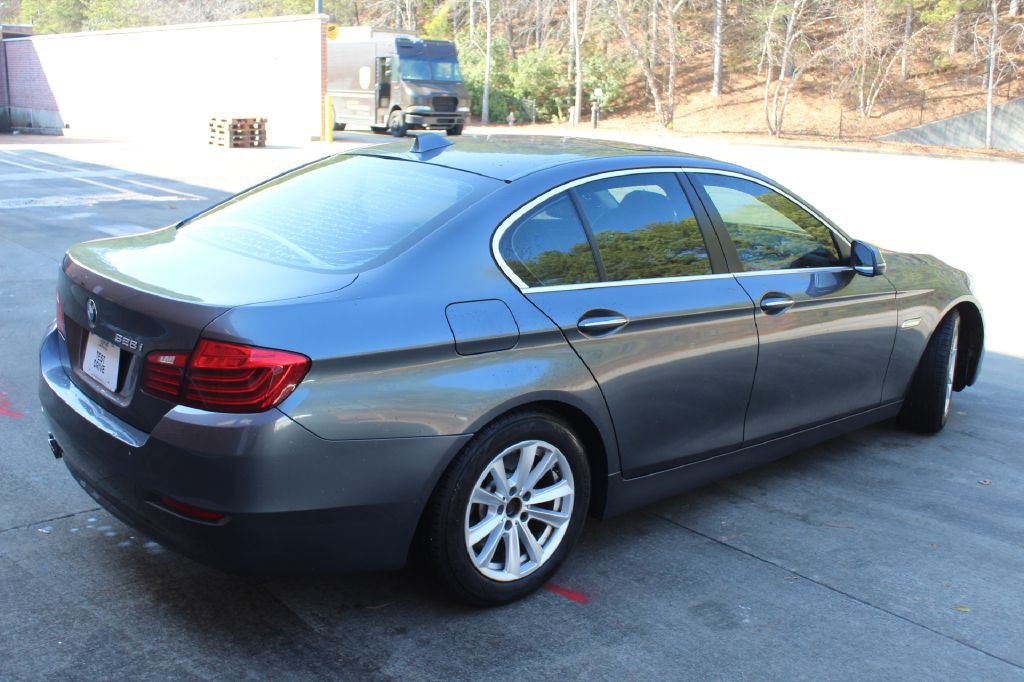 2016 BMW 5 Series Image 5