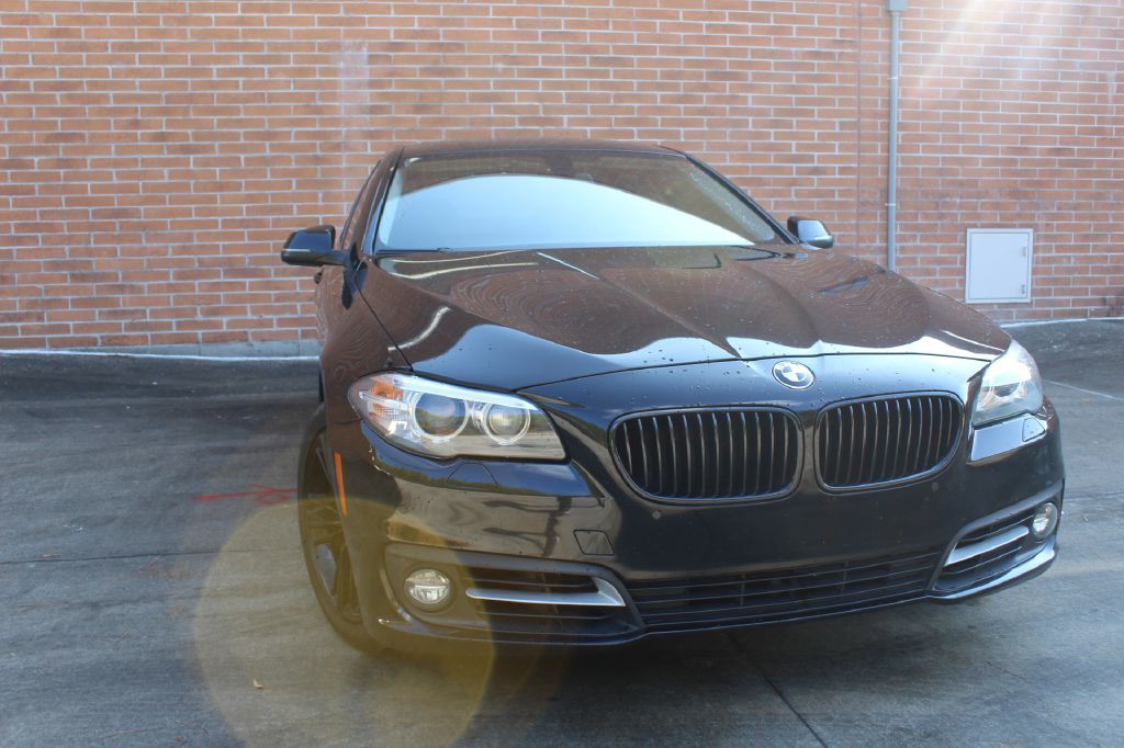 2015 BMW 5 Series Image 1