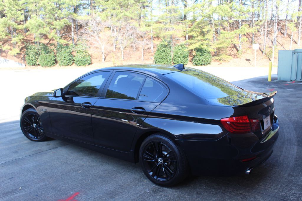 2015 BMW 5 Series Image 3