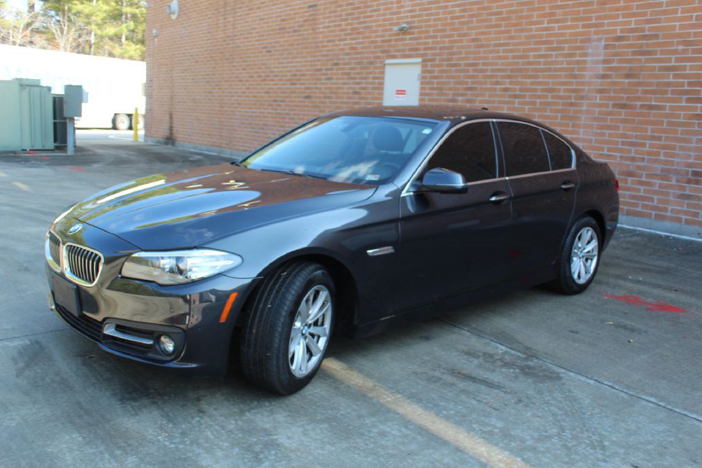 2015 BMW 5 Series Image 2