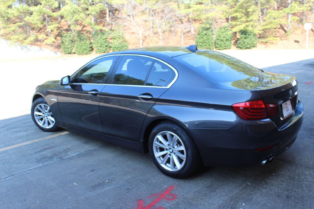 2015 BMW 5 Series Image 3