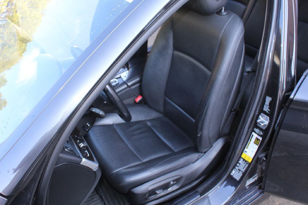 2015 BMW 5 Series Image 11