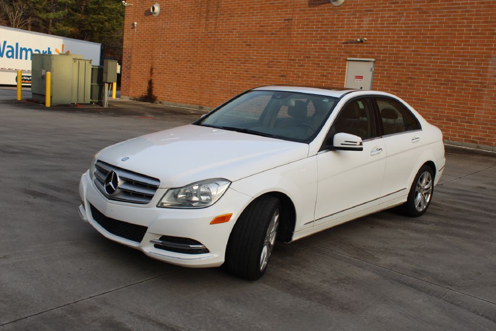 2014 Mercedes-Benz C-Class Image 2