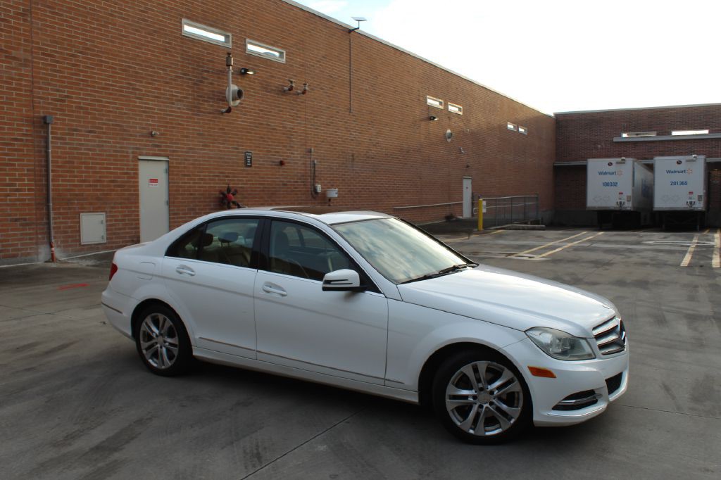 2014 Mercedes-Benz C-Class Image 6
