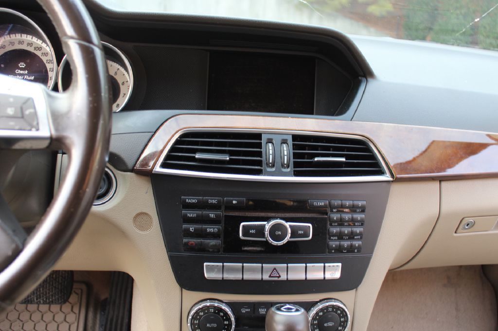 2014 Mercedes-Benz C-Class Image 15