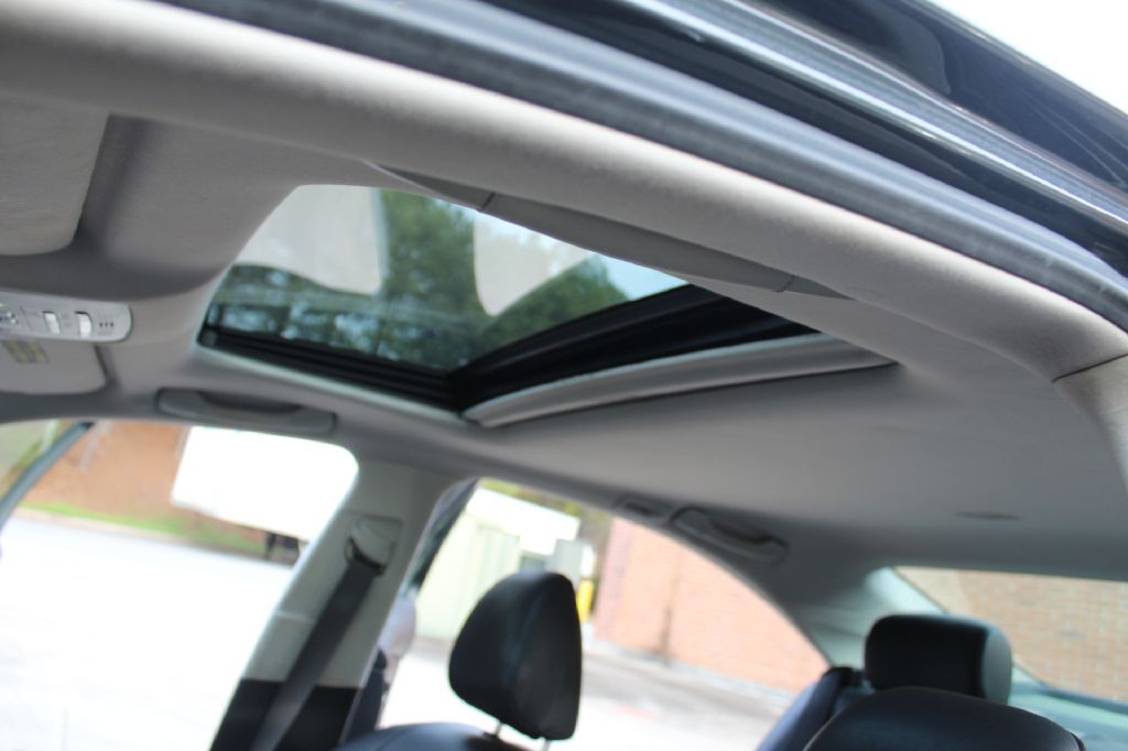 2009 Lexus ES Image 19