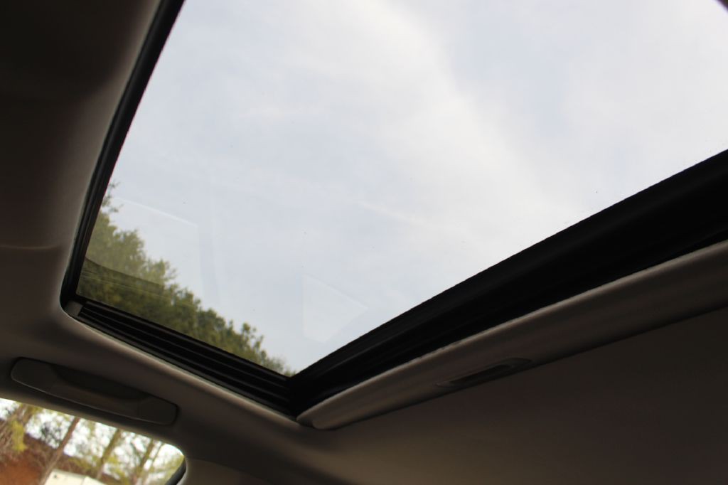 2009 Lexus ES Image 24