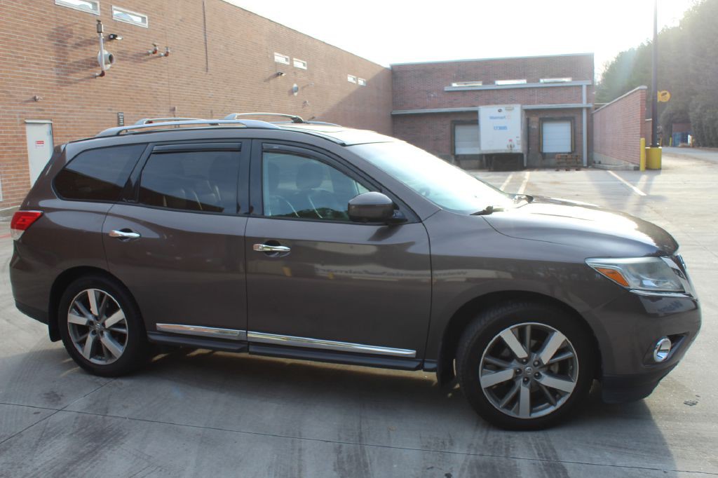 2015 Nissan Pathfinder Image 6