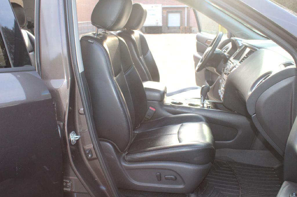 2015 Nissan Pathfinder Image 7