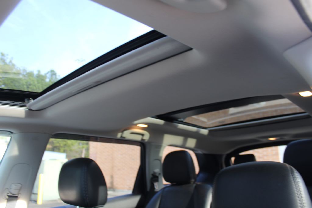 2015 Nissan Pathfinder Image 24