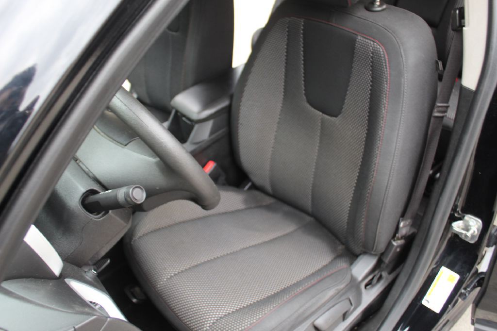 2017 Chevrolet Equinox Image 11