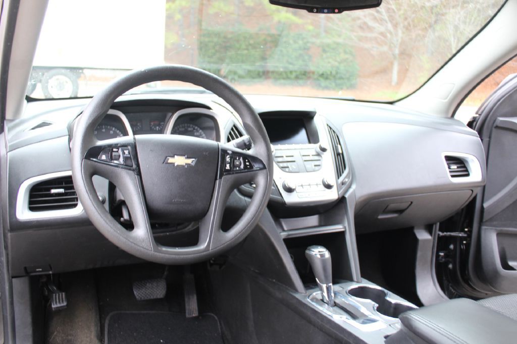 2017 Chevrolet Equinox Image 15