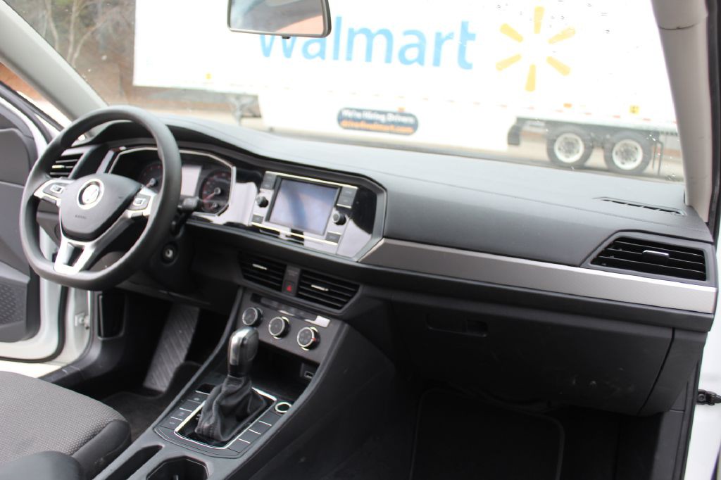 2019 Volkswagen Jetta Image 12