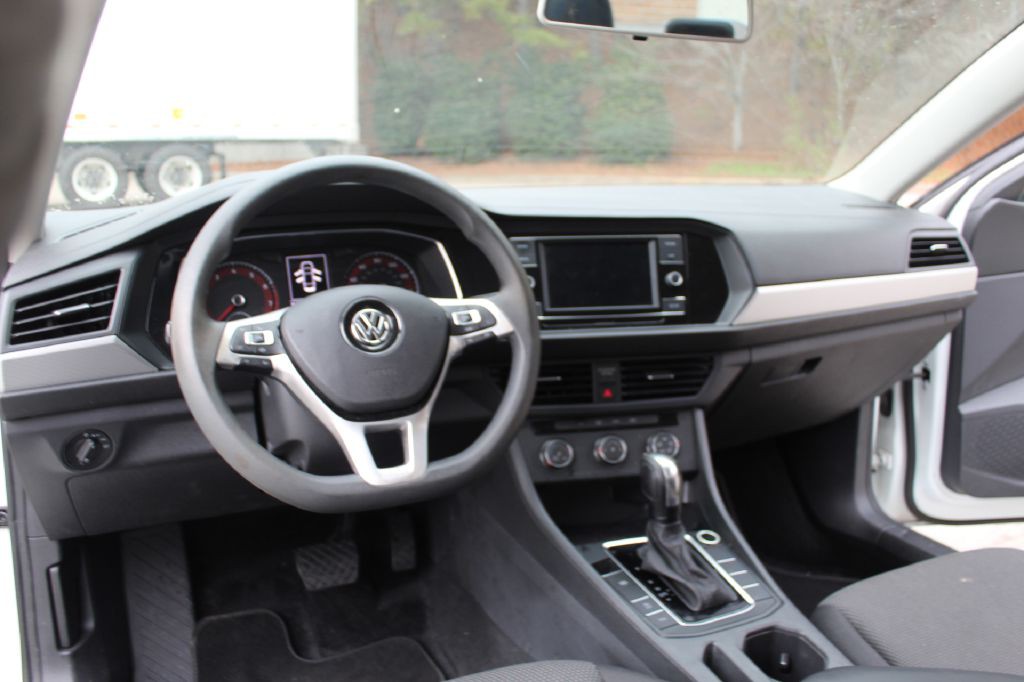 2019 Volkswagen Jetta Image 14