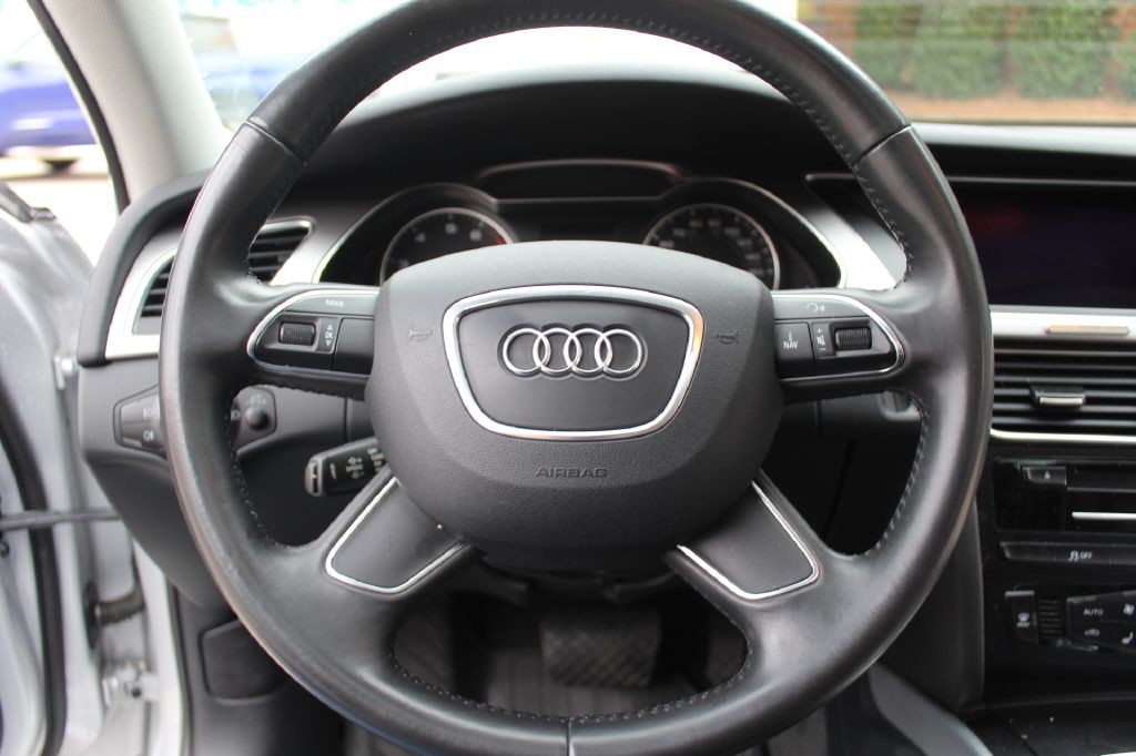 2013 Audi A4 Image 16