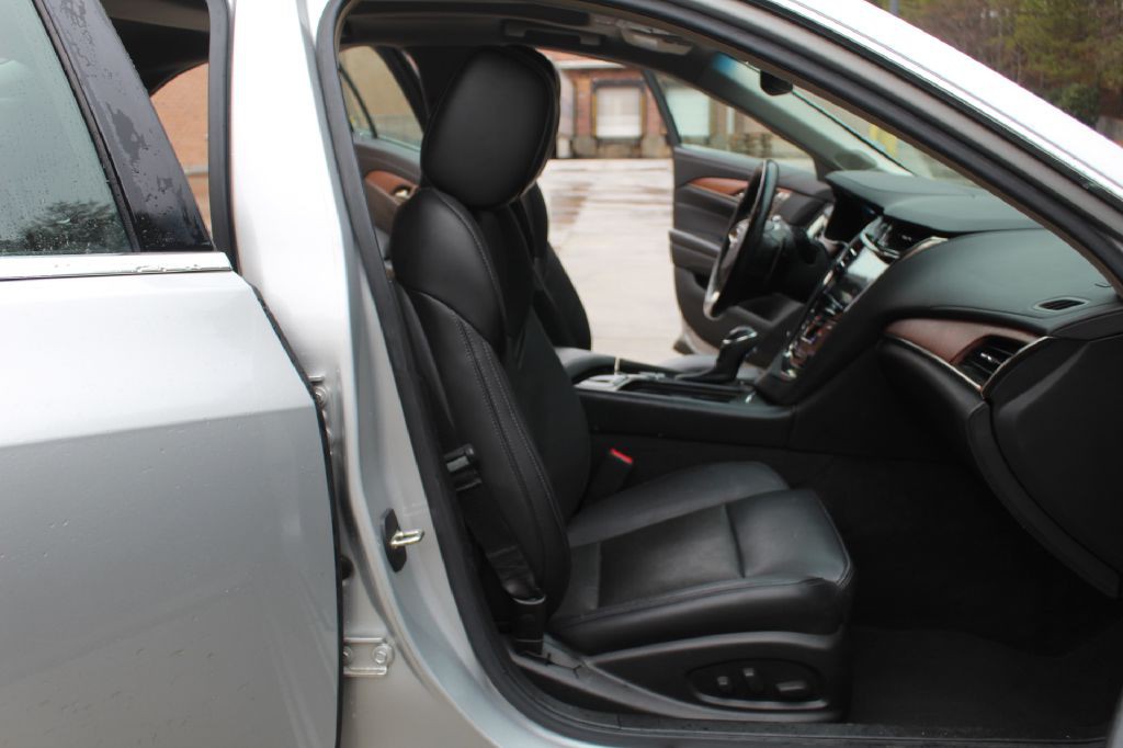 2016 Cadillac CTS Image 7