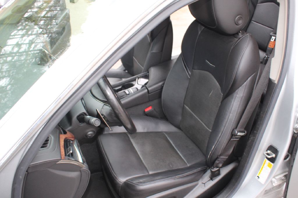 2016 Cadillac CTS Image 11