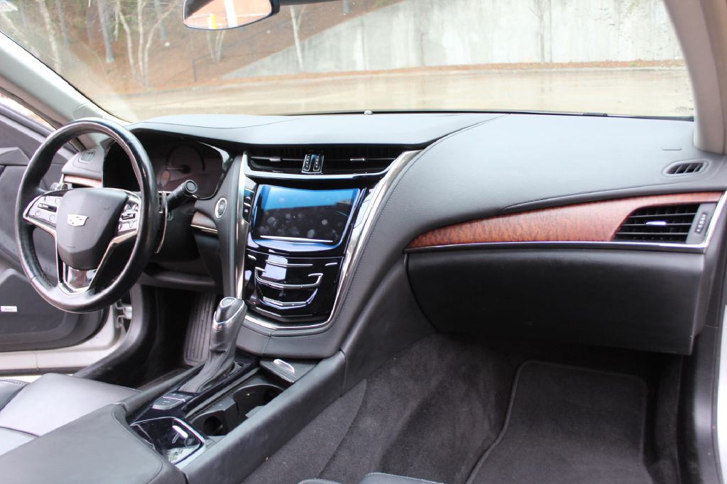 2016 Cadillac CTS Image 13