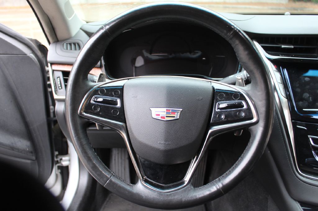 2016 Cadillac CTS Image 16