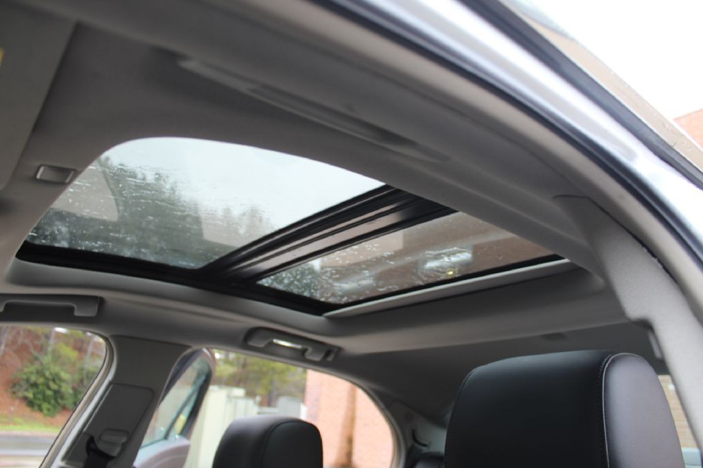 2016 Cadillac CTS Image 19