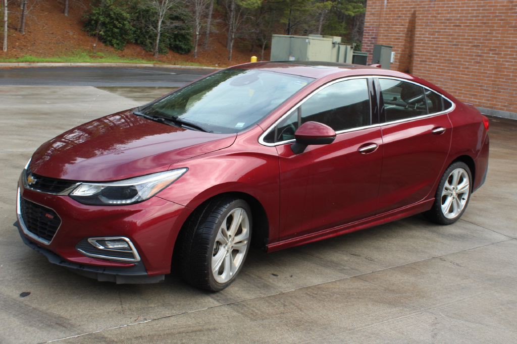 2016 Chevrolet Cruze Image 2