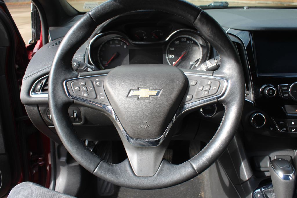 2016 Chevrolet Cruze Image 16