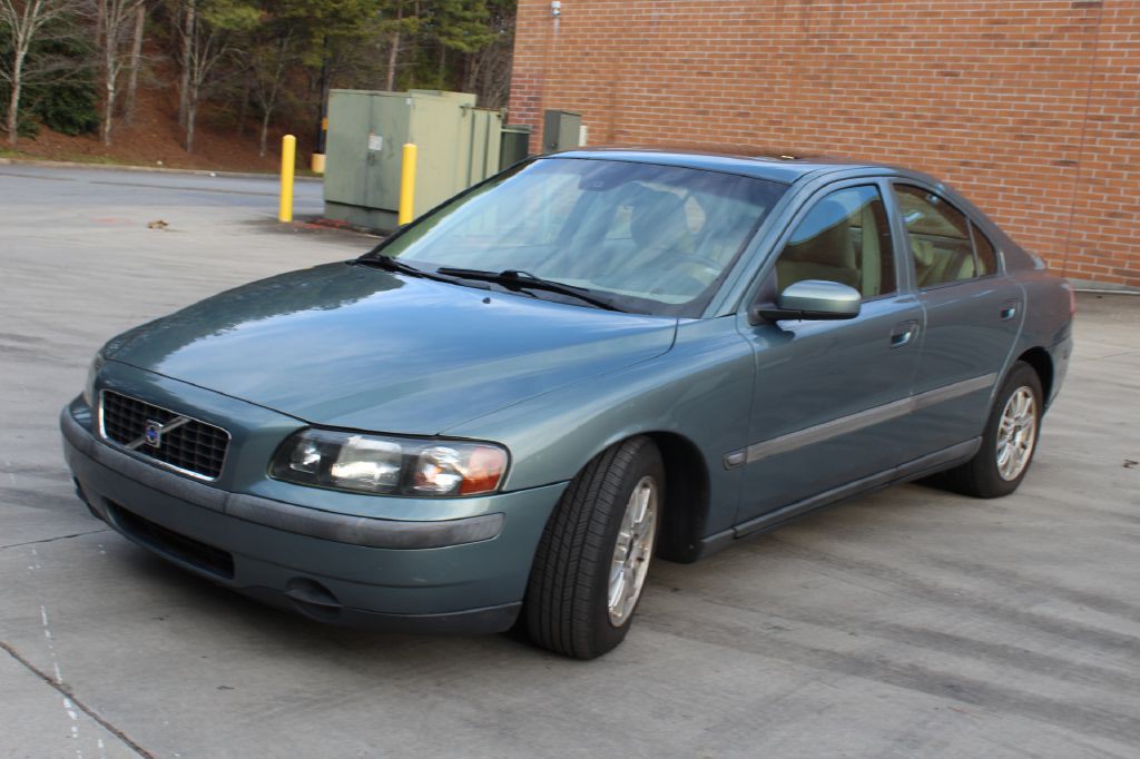 2004 Volvo S60 Image 2