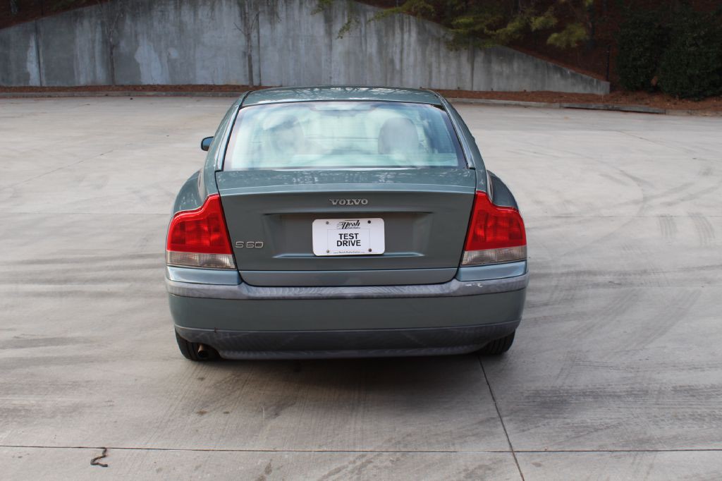 2004 Volvo S60 Image 4
