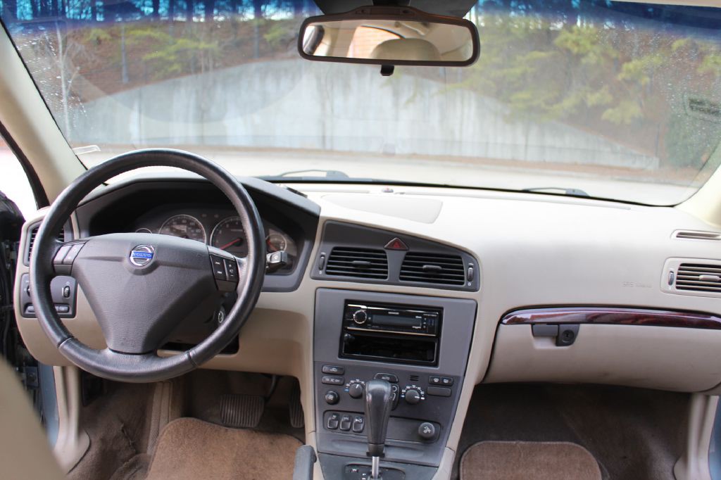 2004 Volvo S60 Image 14