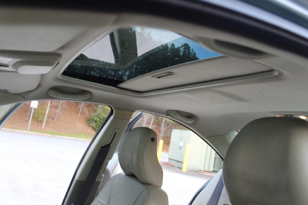 2004 Volvo S60 Image 20