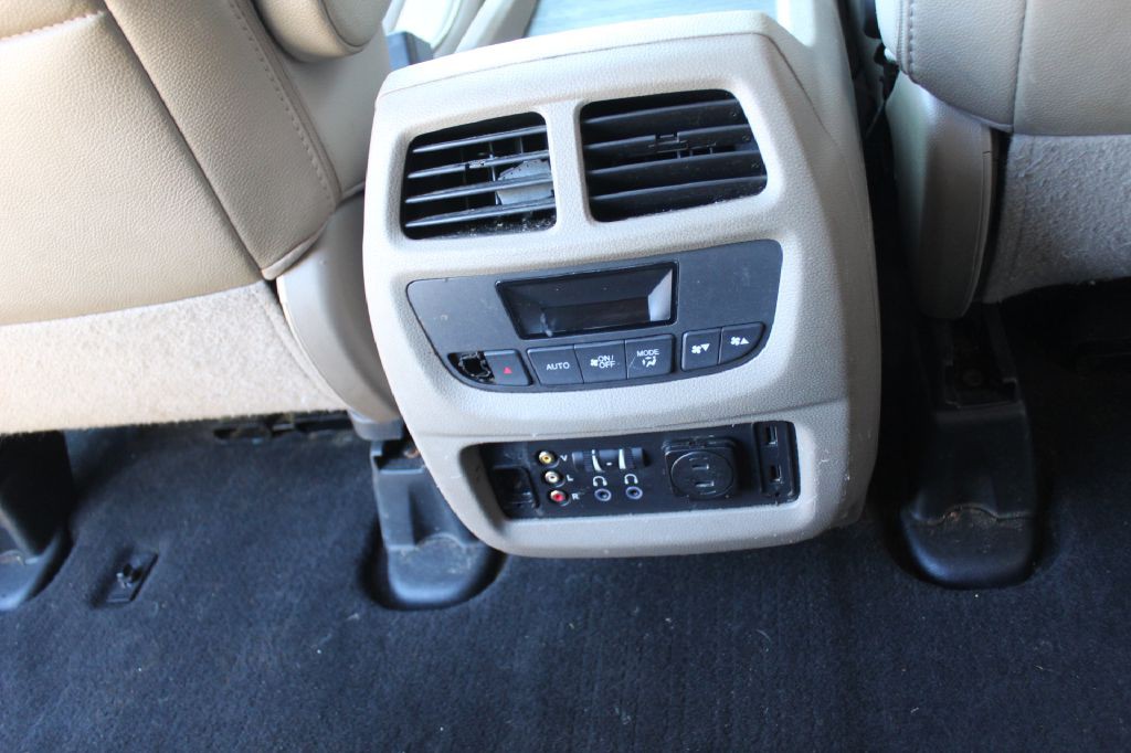 2016 Honda Pilot Image 14