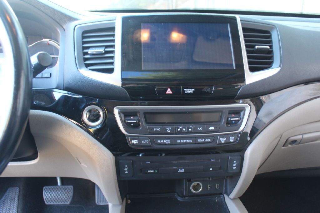 2016 Honda Pilot Image 20