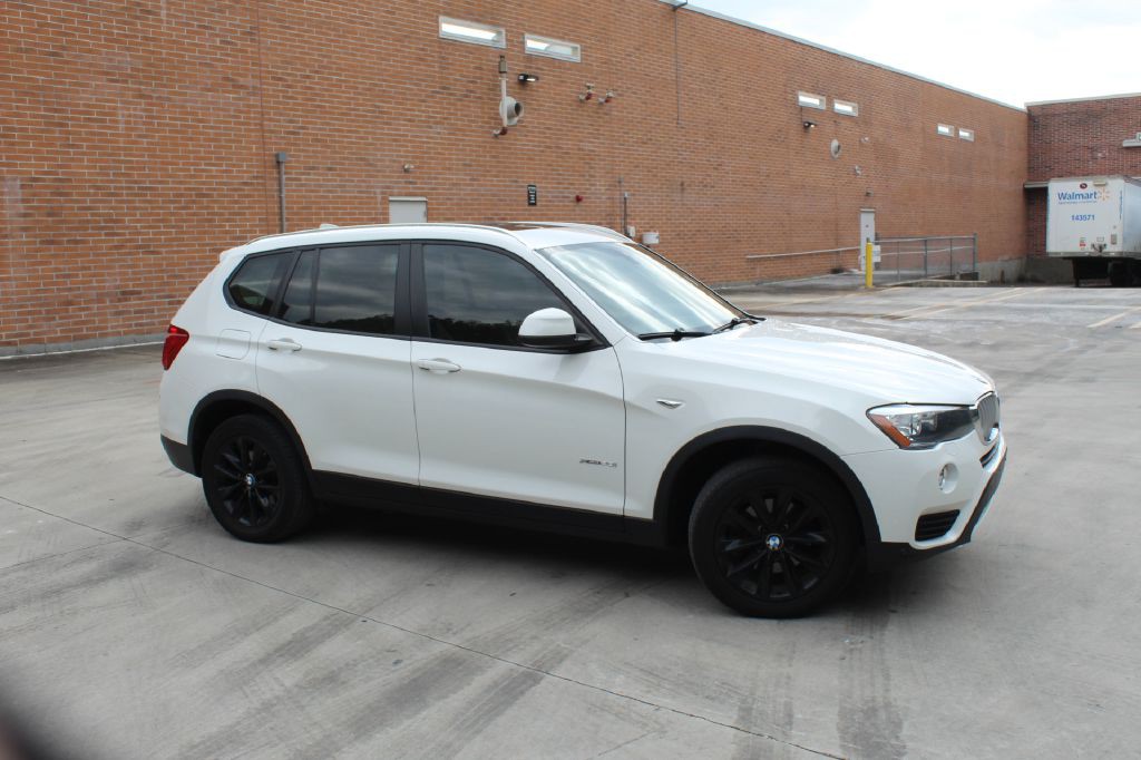 2017 BMW X3 Image 6