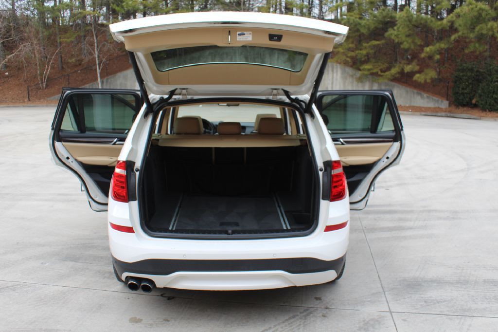 2017 BMW X3 Image 21